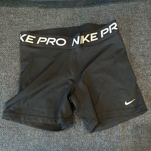 Nike Pro shorts 4 inch inseam